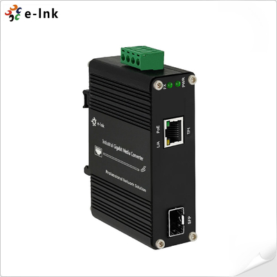 इंडस्ट्रियल पीओई मीडिया कन्वर्टर 100 1000BASE-X SFP से 10 100 1000BASE-T 802.3at 30W
