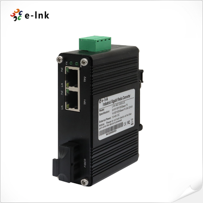 मिनी इंडस्ट्रियल 1-पोर्ट 100बेस-एफएक्स से 2-पोर्ट 10/100बेस-टी 60W PoE++ मीडिया कन्वर्टर